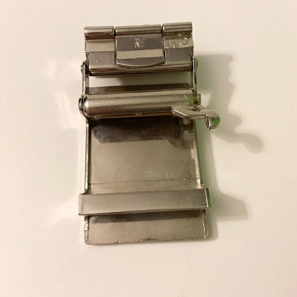 Vintage 1989 GK Belt Buckle  Black Gold Tone TGM - Picture 7 of 13